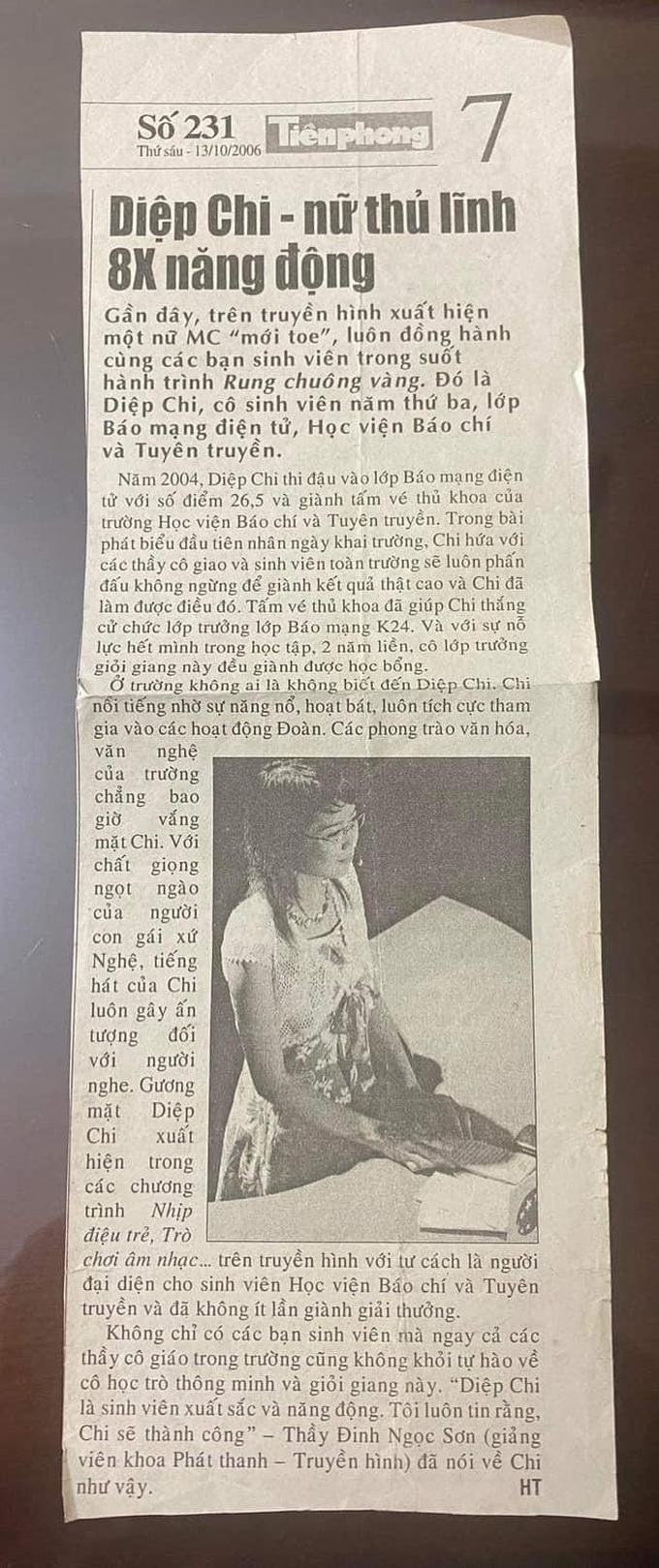 MC Diệp Chi gây sốt với lá đơn viết tay xin việc-1