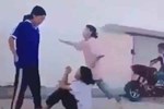 Xôn xao một nữ học sinh bị bạn học đánh phải chắp tay van xin ở Bình Thuận