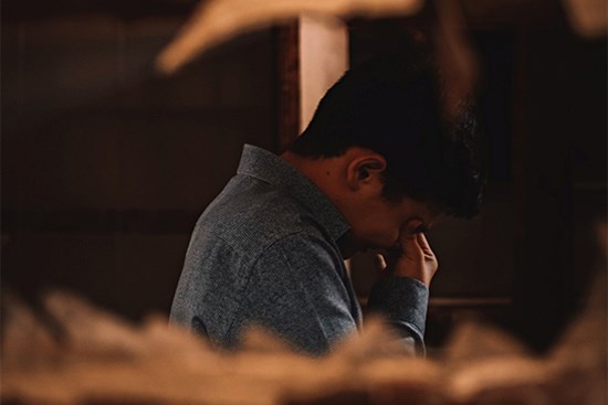 Ngoại tình với gái trẻ, gã đàn ông sập bẫy cô vợ cao tay