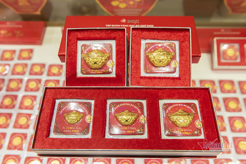 Giá vàng hôm nay 2/4: Hạ nhiệt sau một tháng tăng mạnh-2