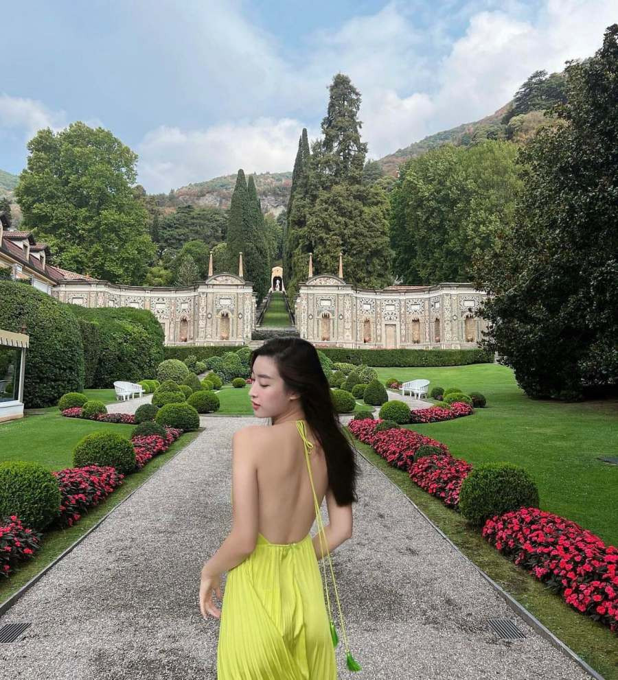 Hoa hậu Đỗ Mỹ Linh - vợ Chủ tịch Hà Nội FC gợi cảm khó rời mắt-2