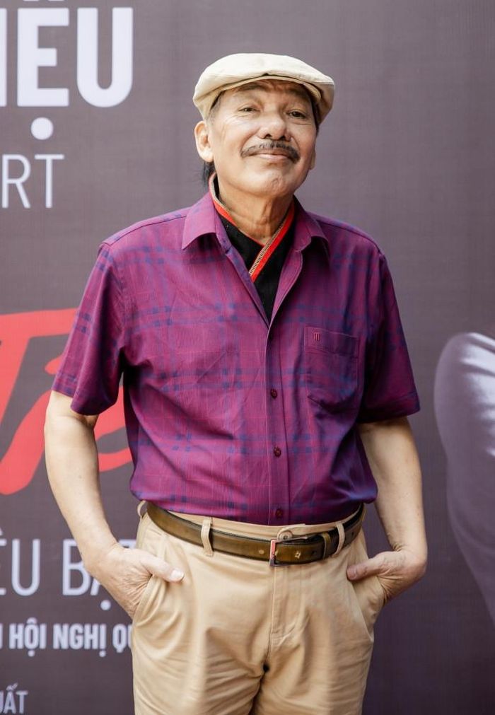 Nước mắt nhà giáo Bích Ngà khi chồng Trần Tiến chữa ung thư giai đoạn 4-1