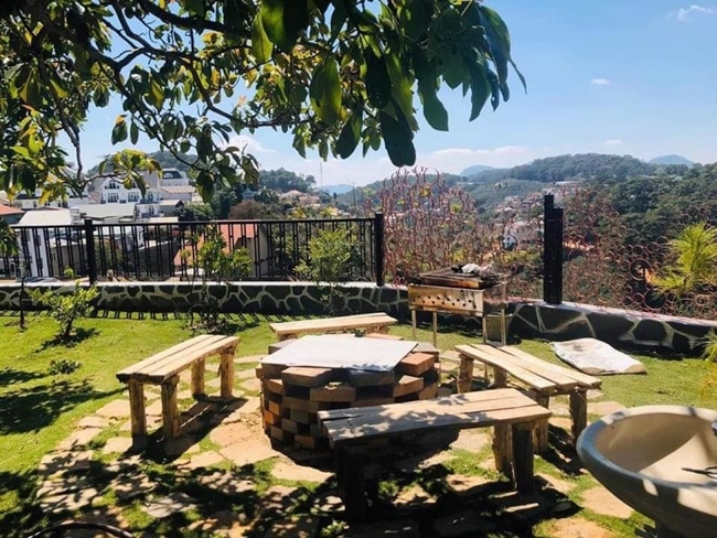 Chi tiết cầu kỳ trong căn nhà mới mua tặng mẹ của ca sĩ từng gây sốt với căn biệt thự 12 phòng ngủ-19