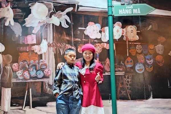 Loạt ảnh hài hước khi con cái bị cho ra rìa vì bố mẹ quá sức tình cảm-9