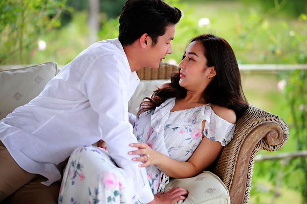Biết tôi ngoại tình vợ vẫn làm ngơ, lúc chìa đơn ly hôn em lật bài ngửa cho một vố đau điếng-2