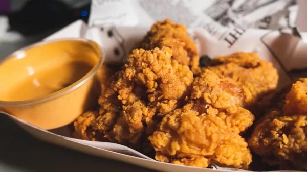 Chuyên gia dinh dưỡng của Harvard chia sẻ 4 thực phẩm cô luôn tránh vì làm suy giảm trí nhớ và sự tập trung-3