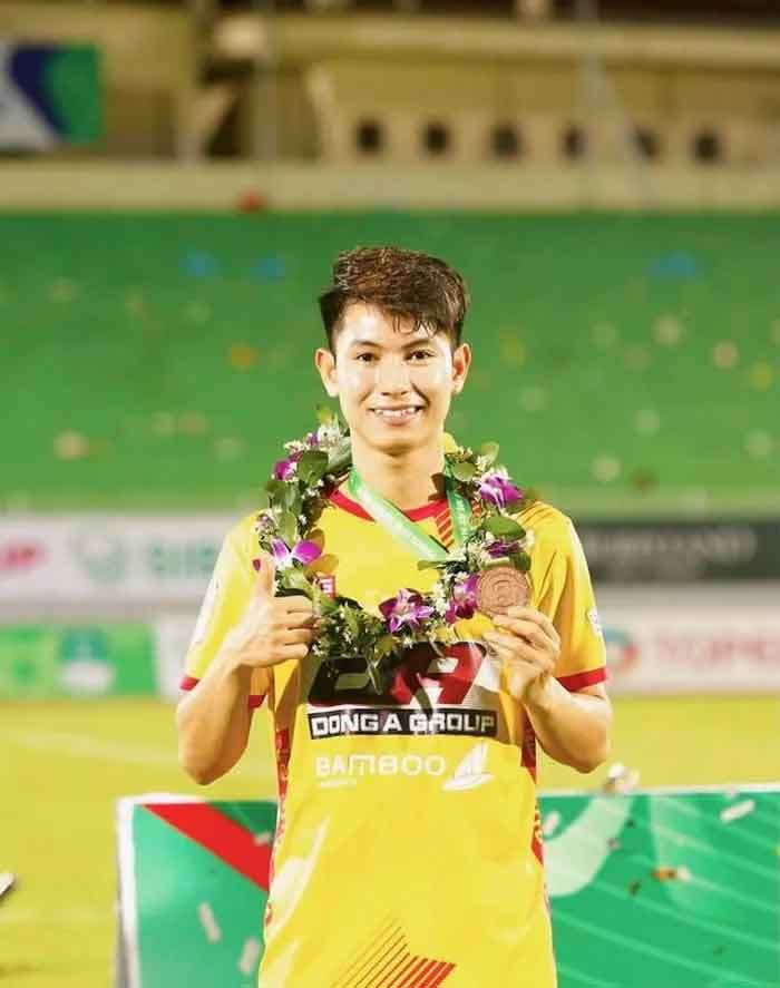 Trai đẹp U22 Việt Nam từng đạt HCV SEA Games 30 khoe tài lẻ-2
