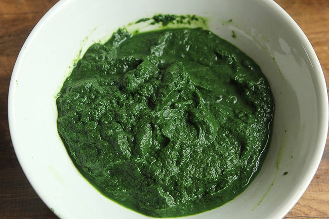 Loại rau quen thuộc làm bánh màu xanh ngọc bích dâng cúng Tết Thanh minh cực kỳ đẹp mắt-4