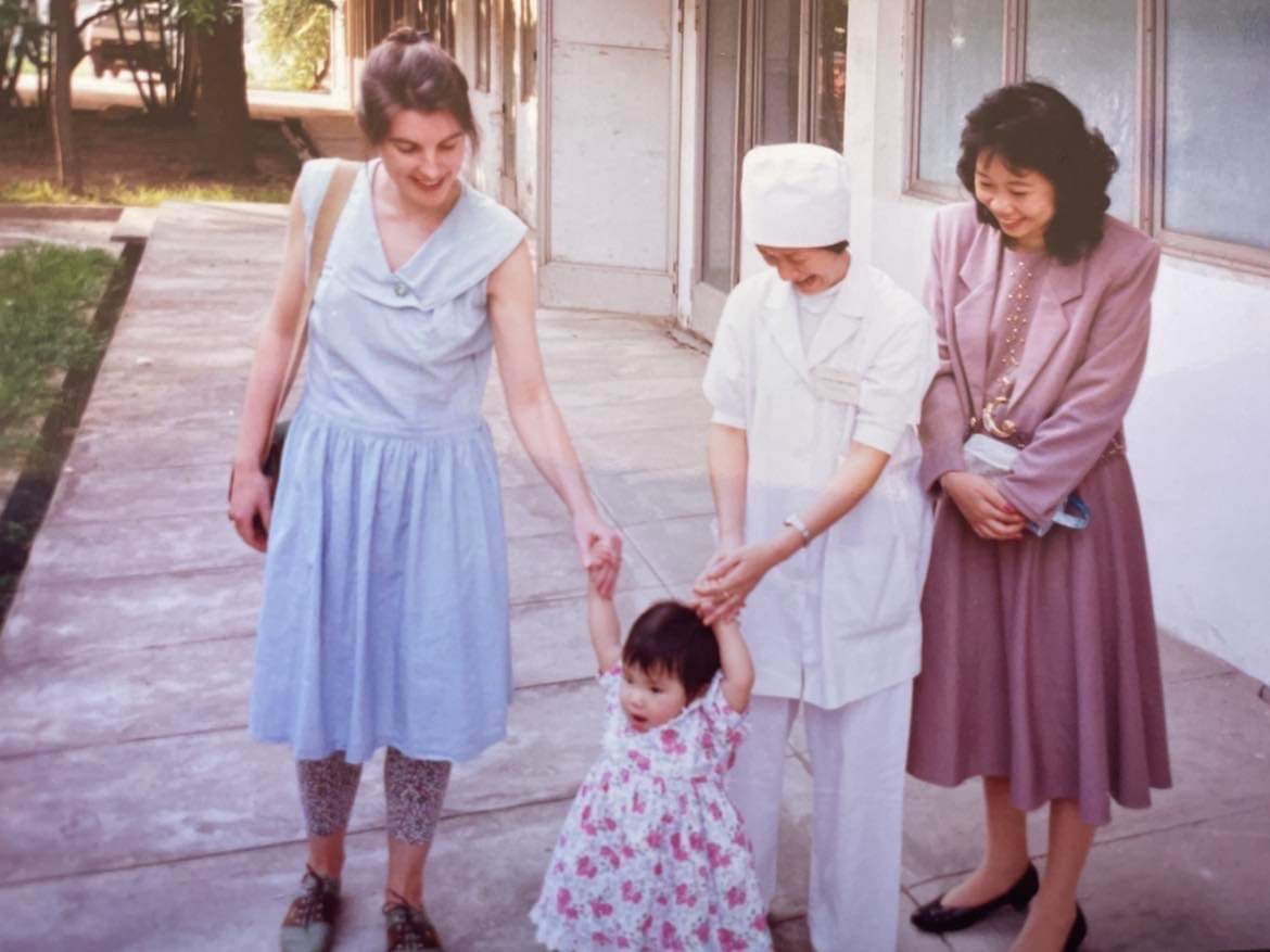 Cô gái Thụy Điển tha thiết tìm mẹ Việt sau 31 năm bị bỏ rơi-3