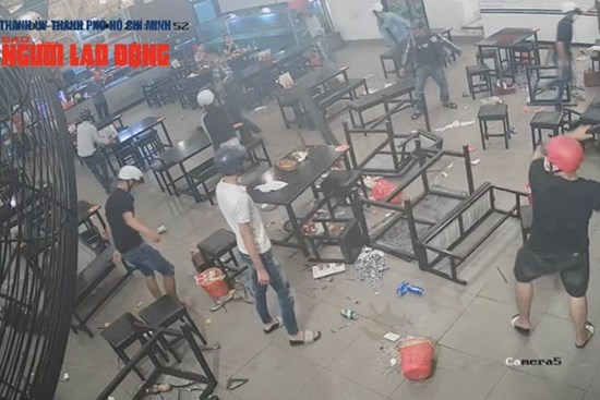 Một người vay nợ, cả nhà bị 