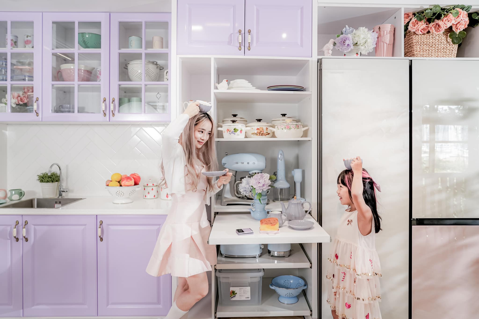 Góc bếp màu tím pastel với đủ các thiết bị hiện đại của mẹ 3 con ở TP. HCM-8