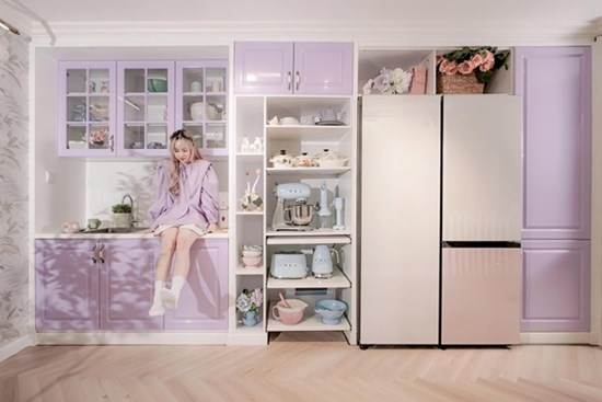 Góc bếp màu tím pastel với đủ các thiết bị hiện đại của mẹ 3 con ở TP. HCM