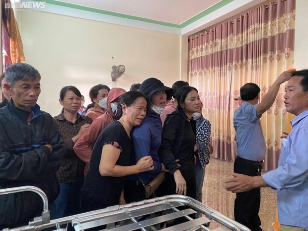Vợ tài xế tử vong trong vụ lật xe dưa ở Phú Yên: Anh về sớm hơn nhưng đau lắm-4