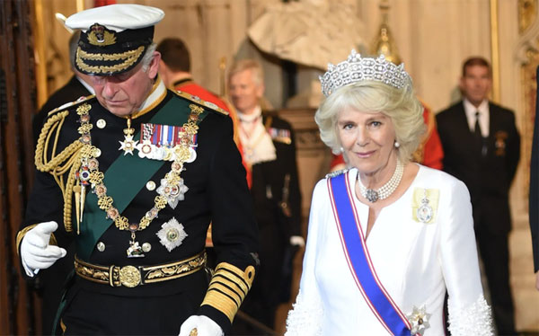 Bà Camilla có đủ điều kiện để được phong tước Nữ hoàng trong lễ đăng quang của Vua Charles?-3