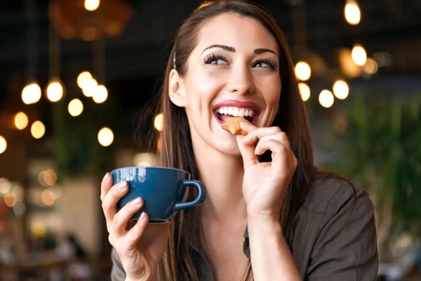 Ăn nhiều hơn để giảm cân: Cứu cánh cho chị em nhưng hiệu quả đến đâu, các chuyên gia nói gì?-5