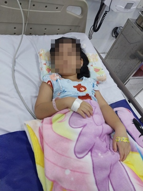 Cảnh bảo thuốc nhỏ mũi có tác dụng phụ nguy hiểm cho trẻ em-1