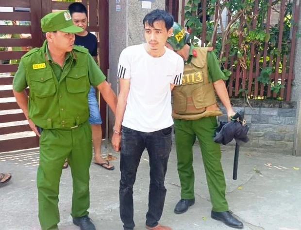 Án mạng kinh hoàng tại cửa hàng tiện lợi ở Quảng Ngãi-2