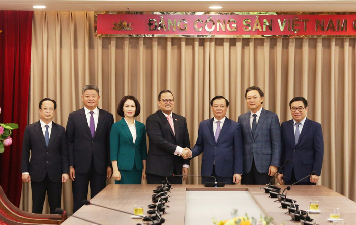 Bí thư Thành ủy Đinh Tiến Dũng tiếp Đại sứ Cộng hòa Dominicana-1