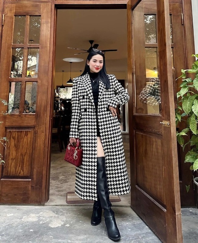 Độ giàu có khủng của chiến thần” Võ Hà Linh-4