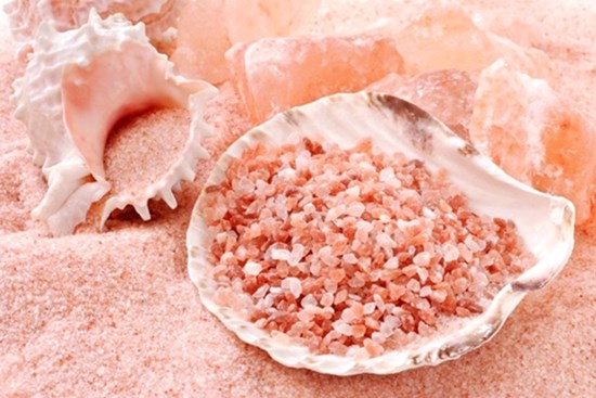 Muối hồng Himalaya đắt đỏ đang được nhiều bà nội trợ săn tìm có tốt như lời đồn?