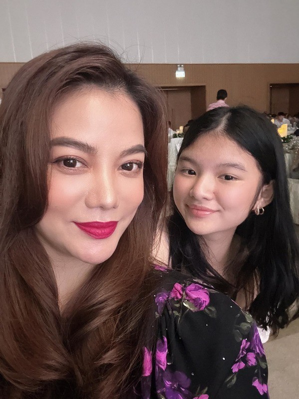 Nhan sắc con gái Trương Ngọc Ánh phù hợp với tiêu chí cuộc thi Hoa hậu nào?-6