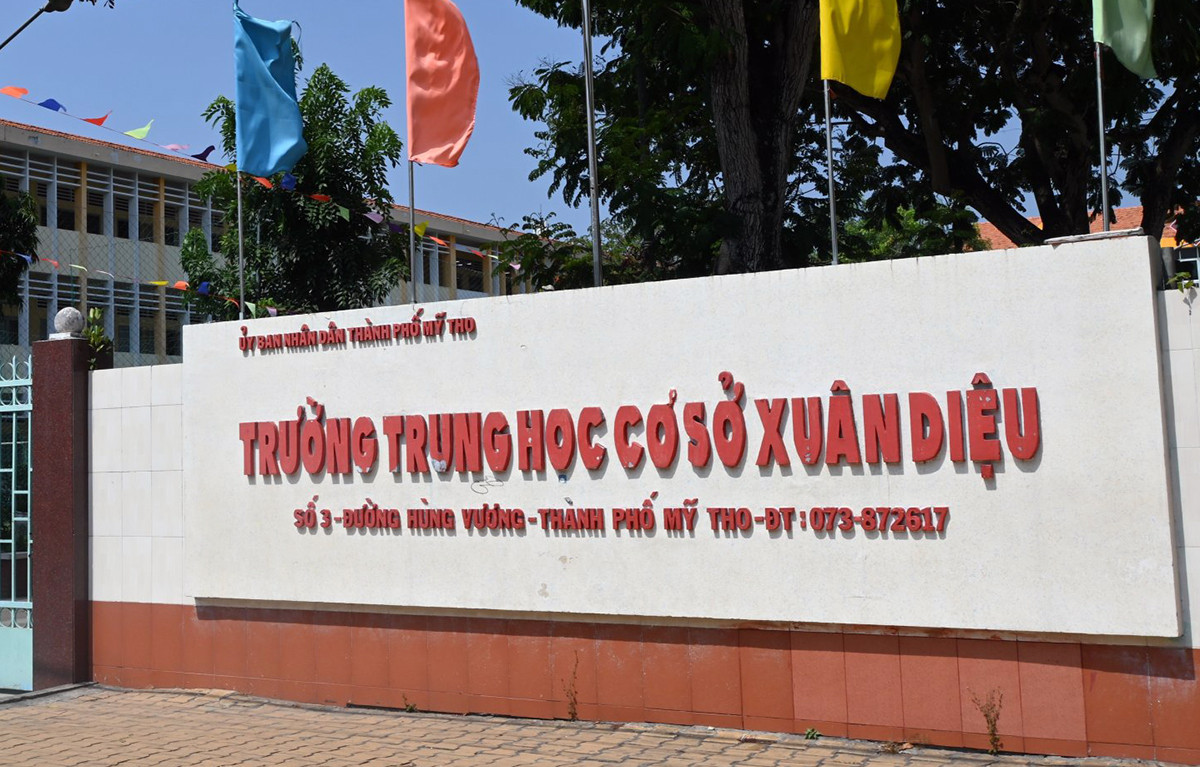 Thầy giáo bị bắt vì hành vi dâm ô nữ sinh lớp 8-1