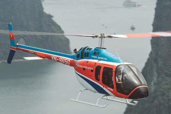 Rơi máy bay trực thăng chở 5 người ở vùng biển Hải Phòng - Quảng Ninh-1