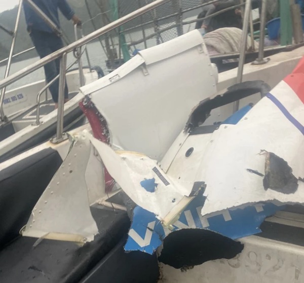 Tìm thấy 2 thi thể vụ rơi máy bay trực thăng ở vịnh Lan Hạ-1