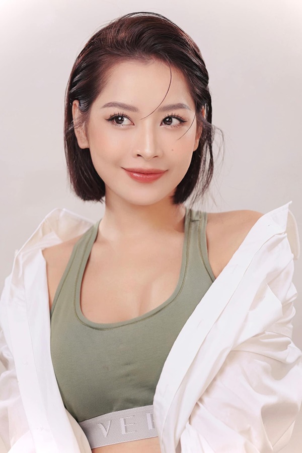 Khoảnh khắc Huỳnh Hiểu Minh đón Chi Pu đến quay show ở Trung Quốc-5