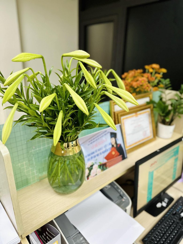 BTV, Thượng úy Minh Hương khoe ngôi nhà đẹp hết chỗ chê, phong cách cắm hoa khiến chị em nể phục-12