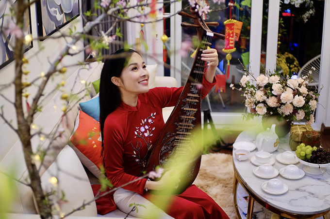 BTV, Thượng úy Minh Hương khoe ngôi nhà đẹp hết chỗ chê, phong cách cắm hoa khiến chị em nể phục-33