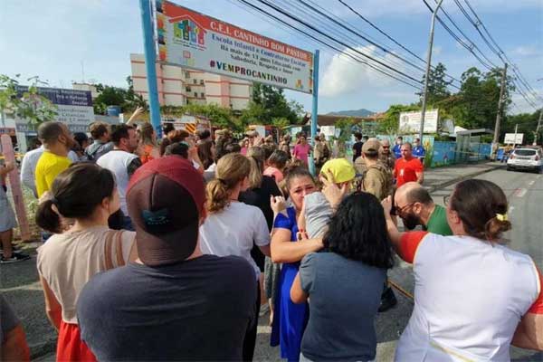 Brazil: Kẻ cầm rìu tấn công trường mầm non, 9 trẻ thương vong-2