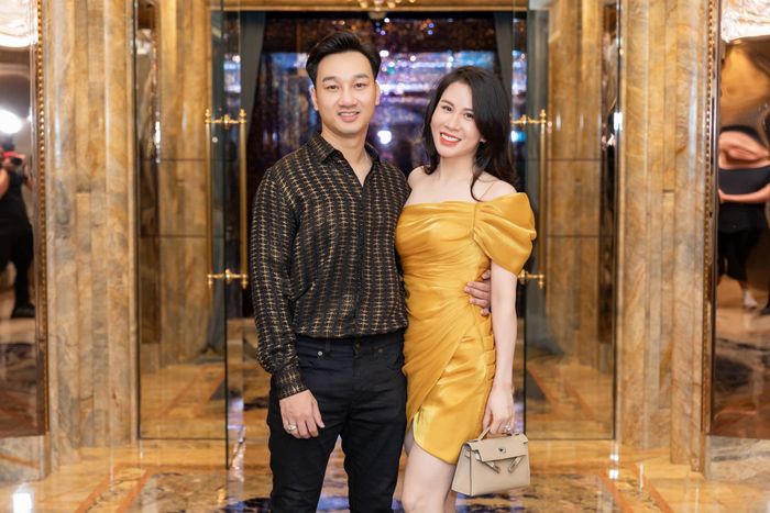 Nhan sắc bà xã cựu tiếp viên hàng không của MC Thành Trung-1