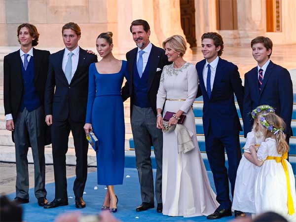 Chân dung chàng hoàng tử gen Z thuộc hàng cực phẩm: Mang 2 dòng máu hoàng gia nổi tiếng thế giới, tài năng xuất chúng đáng nể-4