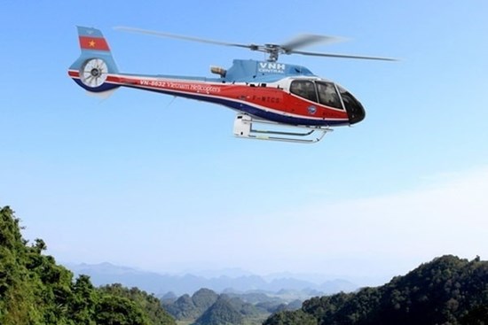 Tour đi trực thăng ở Hạ Long được bảo hiểm lên đến 30 triệu USD/vụ