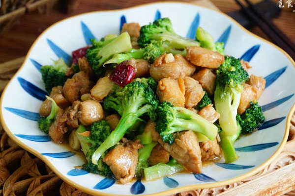 Pha trà sữa cho thêm cơm rượu vào uống vừa ngon lại giúp đẹp da-9