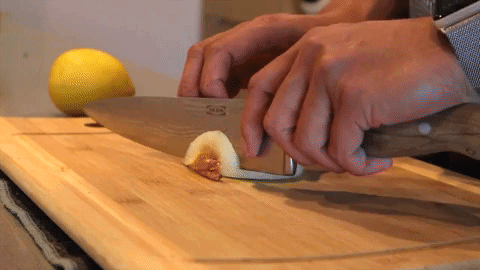 3 mẹo thái hành không bị cay mắt-2