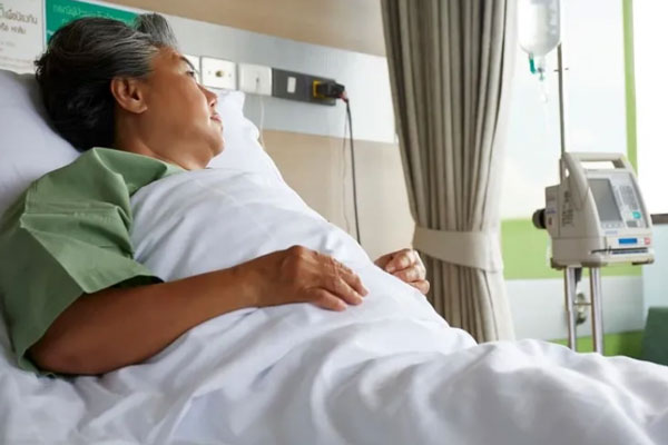 Anh em tôi hối hận khi phát hiện ra cuốn sổ chi tiêu của mẹ-1