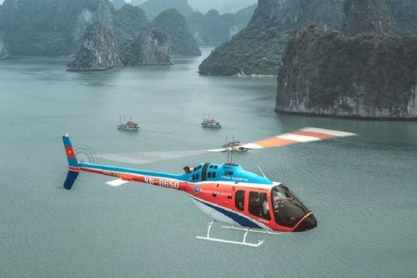 Tour du lịch trực thăng ngắm Vịnh Hạ Long giá bao nhiêu?-1
