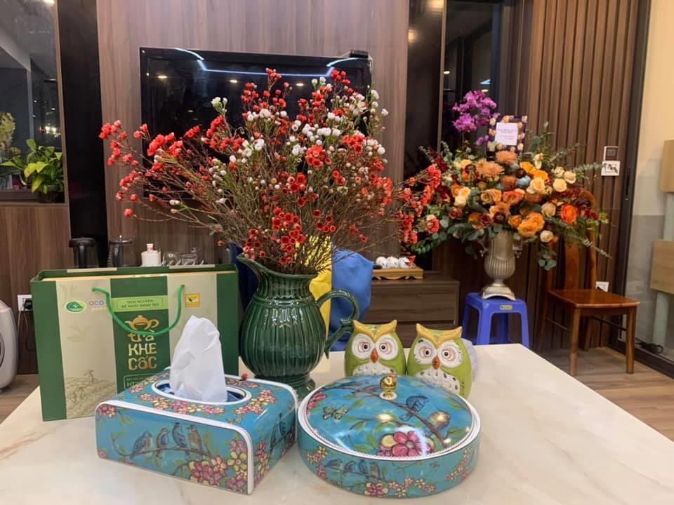 Đăng clip con gái đánh đàn bên hồ cá Koi, Trọng Tấn để lộ không gian bao người mơ ước-15