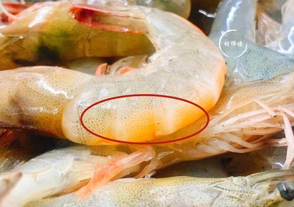 Mua tôm nên chọn tôm thẳng hay tôm cong? Sự thật bất ngờ khiến nhiều người ngã ngửa-5