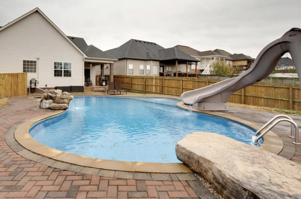 Ngôi nhà nhiều nắng với bể bơi xanh mát của người phụ nữ Việt trên đất Mỹ-4