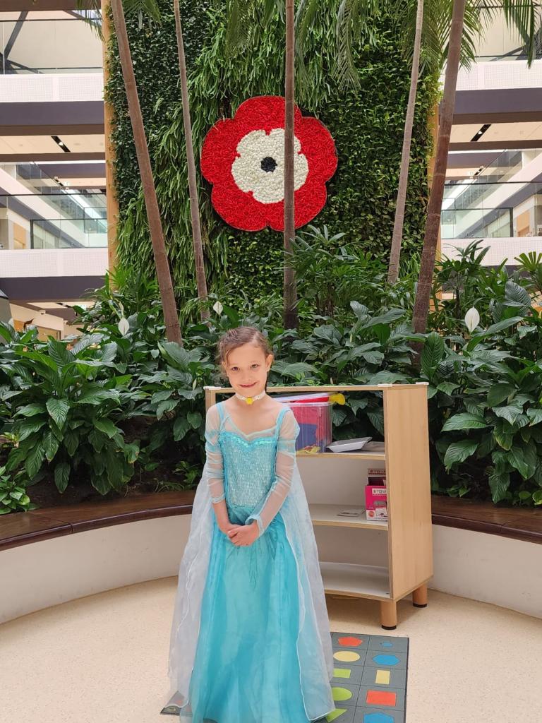 Bé gái 6 tuổi hằng đêm phải thở máy vì mắc bệnh quên thở”-5