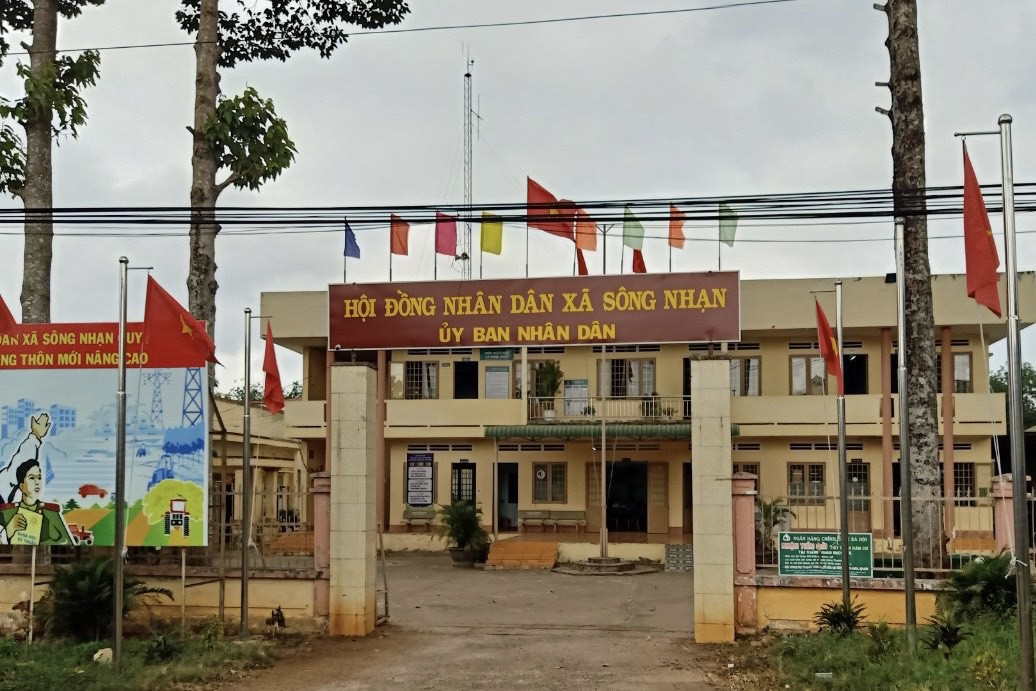 Đình chỉ một CSGT liên quan vụ vợ chồng bấm được 4 biển số siêu đẹp-1