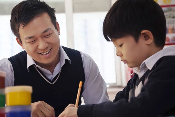 Sau giờ học, trẻ nên chơi trước hay làm bài trước? Thứ tự sai ảnh hưởng đến thành tích học tập-1