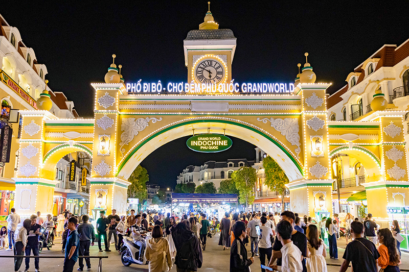 Foodtour cùng đặc sản bò tơ Grand World mừng sinh nhật Phú Quốc United Center-5