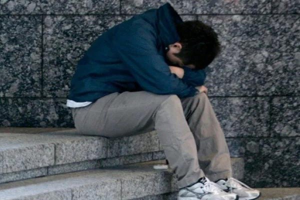 Chàng trai 24 tuổi nhiễm HIV quyết tâm làm lại cuộc sống trong hối hận mỗi ngày-5