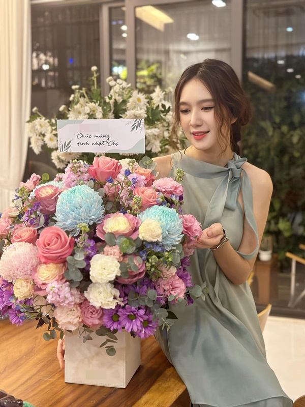 Minh Hà - bà xã Lý Hải làm mẹ 4 con, trẻ trung như gái đôi mươi-11
