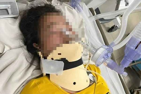 Bình Dương: Nữ nhân viên bán cà phê rơi từ tầng 3 tử vong