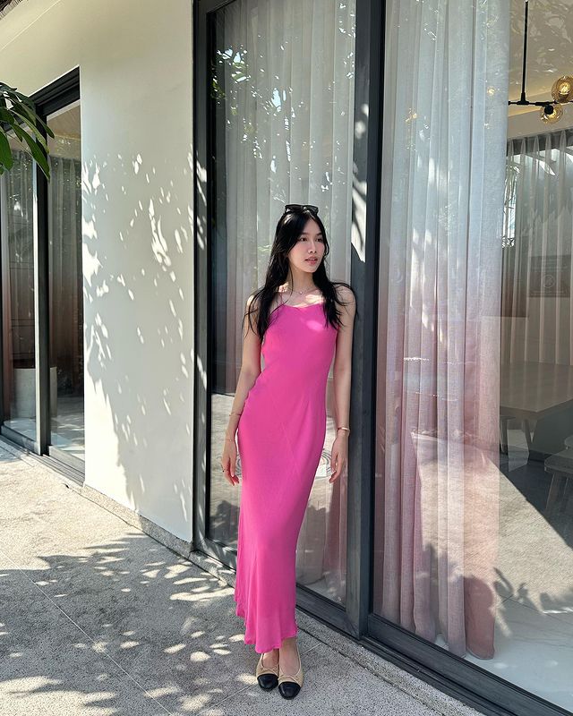 Loạt mẫu váy 2 dây khiến mỹ nhân Việt mê mẩn-8
